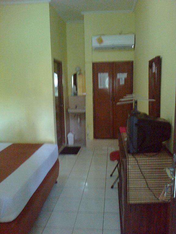 Hotel Puri Nusantara Kuta Lombok Exterior foto