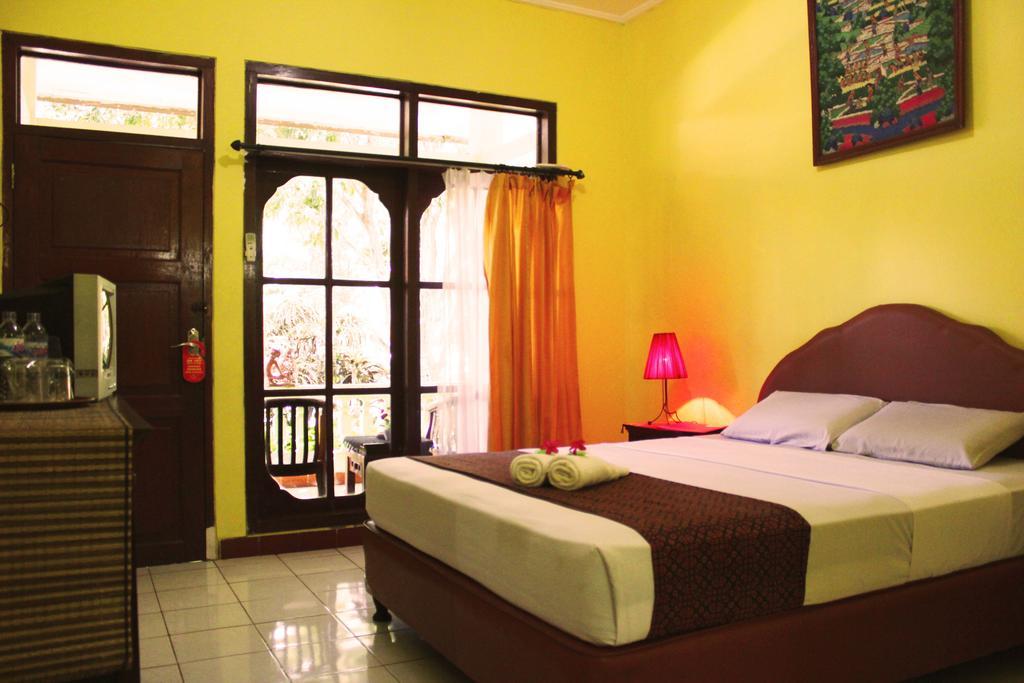 Hotel Puri Nusantara Kuta Lombok Exterior foto